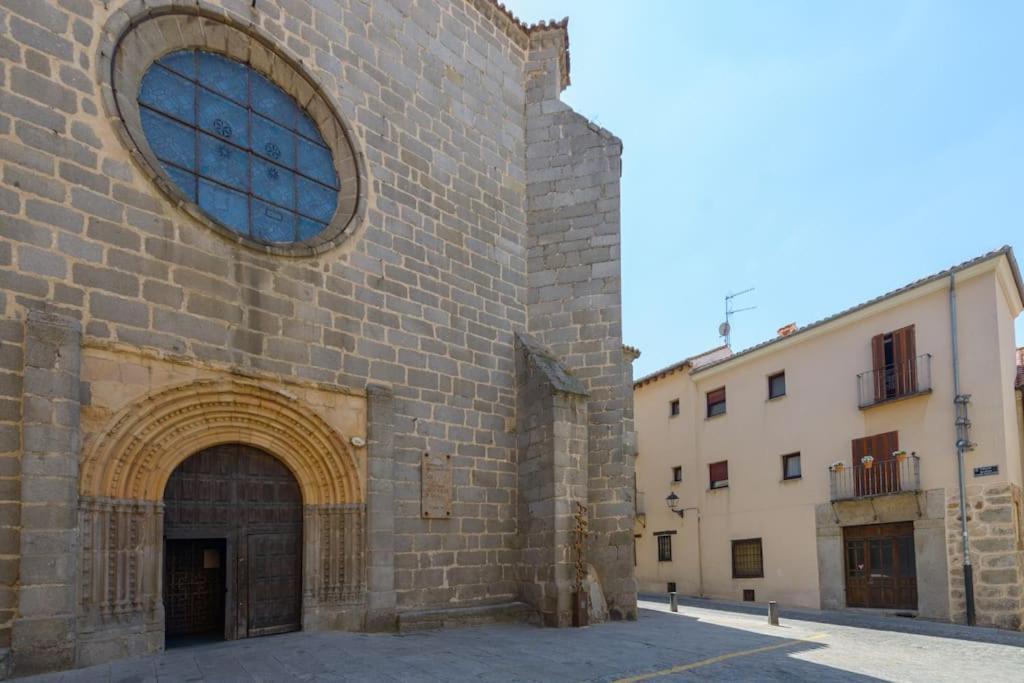 Apt - Plaza Mayor Of Avila - 1 Min Alcazar Dış mekan fotoğraf