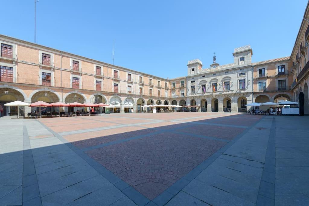 Apt - Plaza Mayor Of Avila - 1 Min Alcazar Dış mekan fotoğraf
