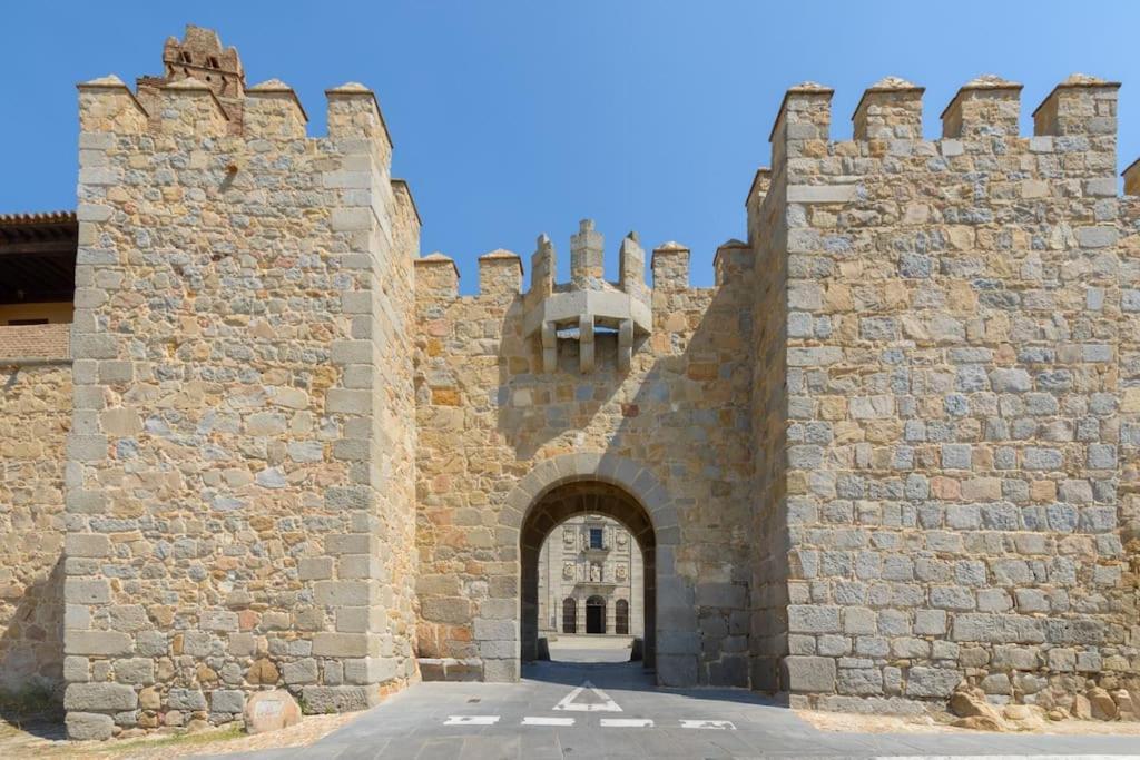 Apt - Plaza Mayor Of Avila - 1 Min Alcazar Dış mekan fotoğraf
